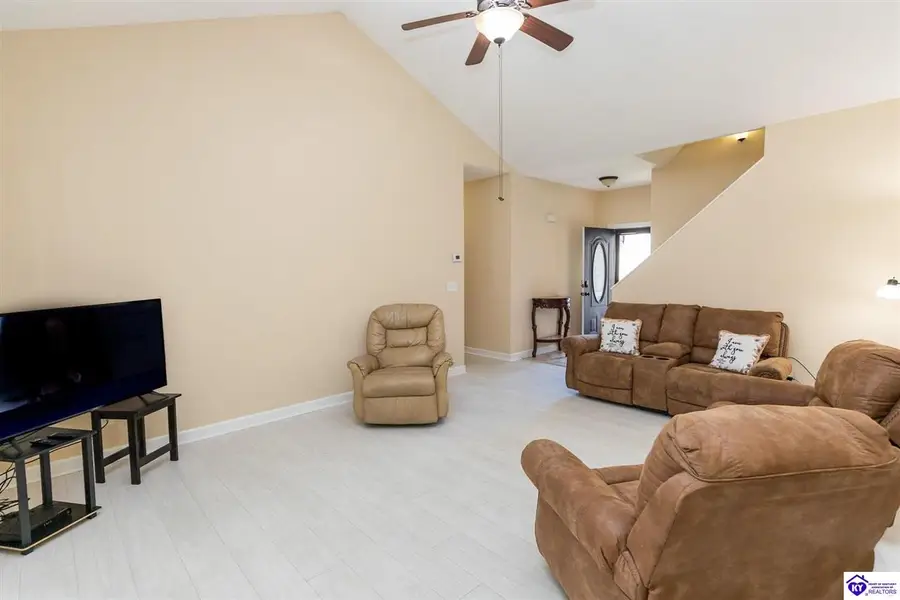 119 Ashton Walk, Radcliff, KY 40160 - #3