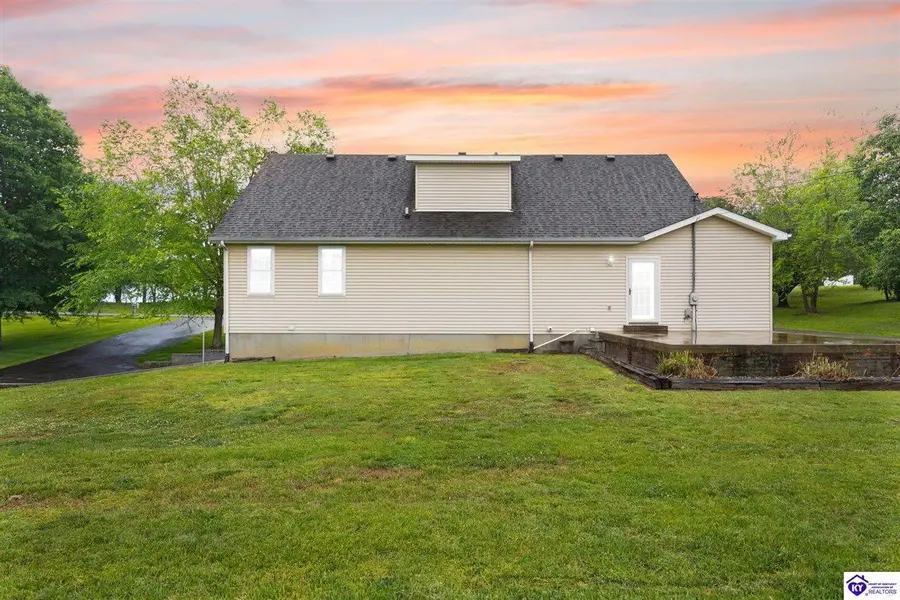 155 Golf Course Road, Greensburg, KY 42743 - #2