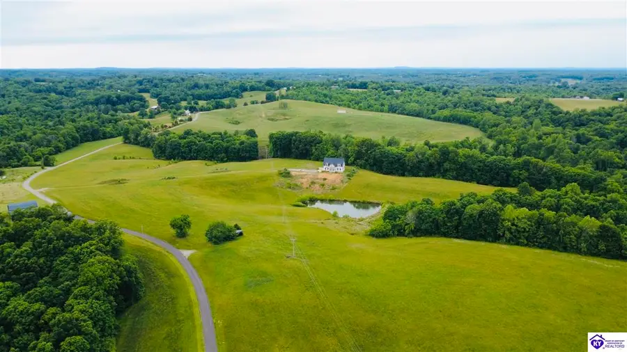 631 Picketts Chapel Church Road, Greensburg, KY 42743 - #2