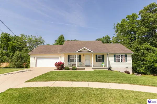 110 W Tuscany Court, Radcliff, KY 40160