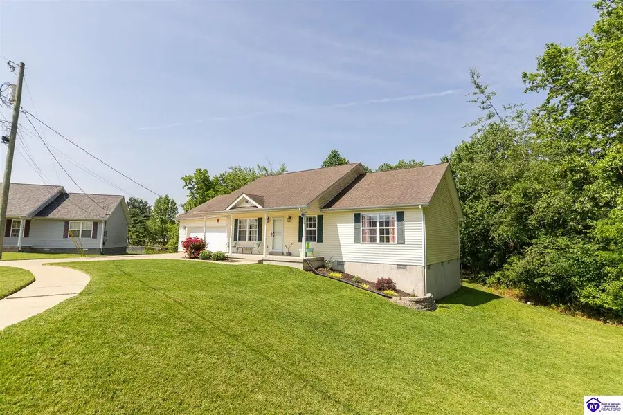 110 W Tuscany Court, Radcliff, KY 40160 - #2