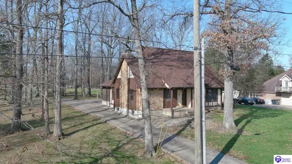 697 St Andrews Road, Brandenburg, KY 40108