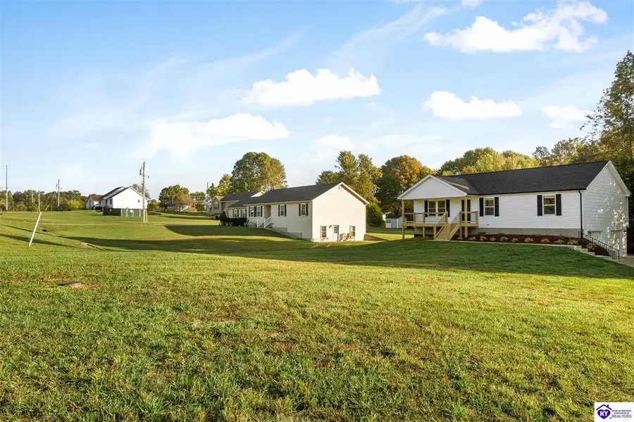 1492 S Logsdon Parkway, Radcliff, KY 40160 - #2