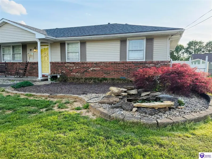 905 Gardenia Drive, Campbellsville, KY 42718 - #2