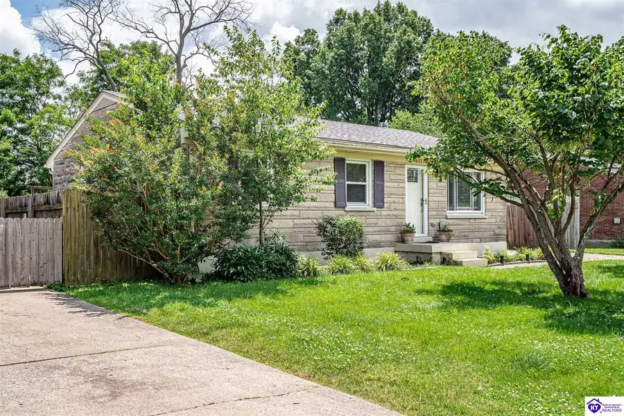9611 Inca Drive, Louisville, KY 40258 - #2