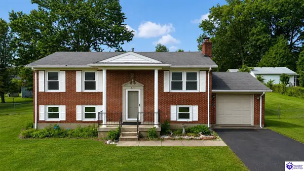 821 W Crocus Drive, Radcliff, KY 40160