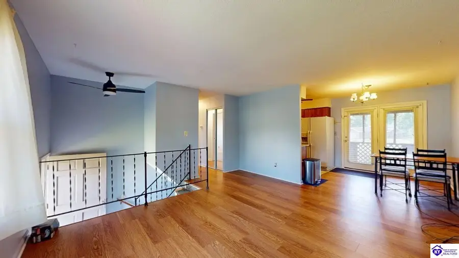 821 W Crocus Drive, Radcliff, KY 40160 - #2