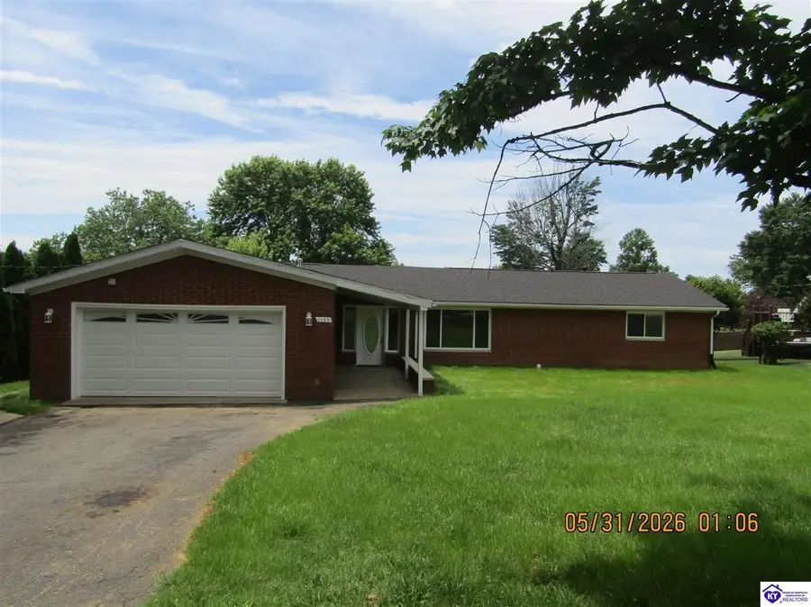 1105 Sherwood Drive, Radcliff, KY 40160 - #2