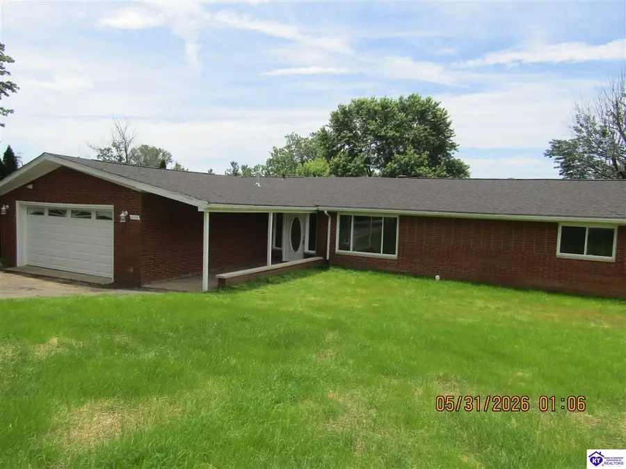 1105 Sherwood Drive, Radcliff, KY 40160 - #3