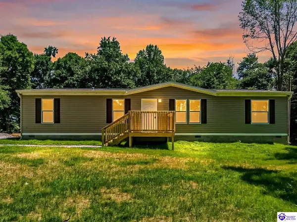 360 Timberline Drive, Vine Grove, KY 40175