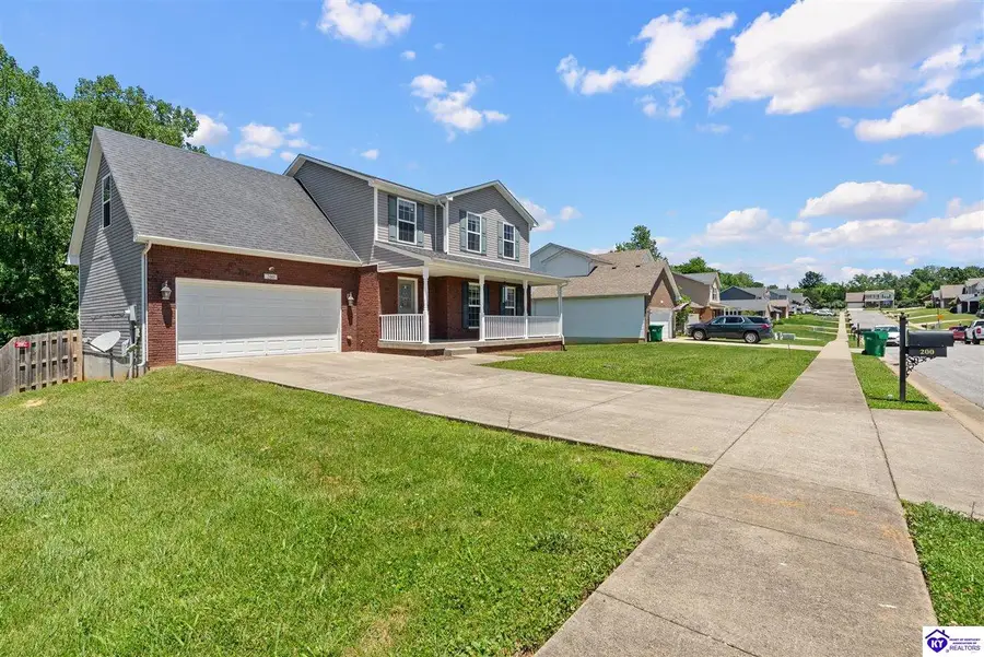 200 Huckaberry Street, Elizabethtown, KY 42701 - #3