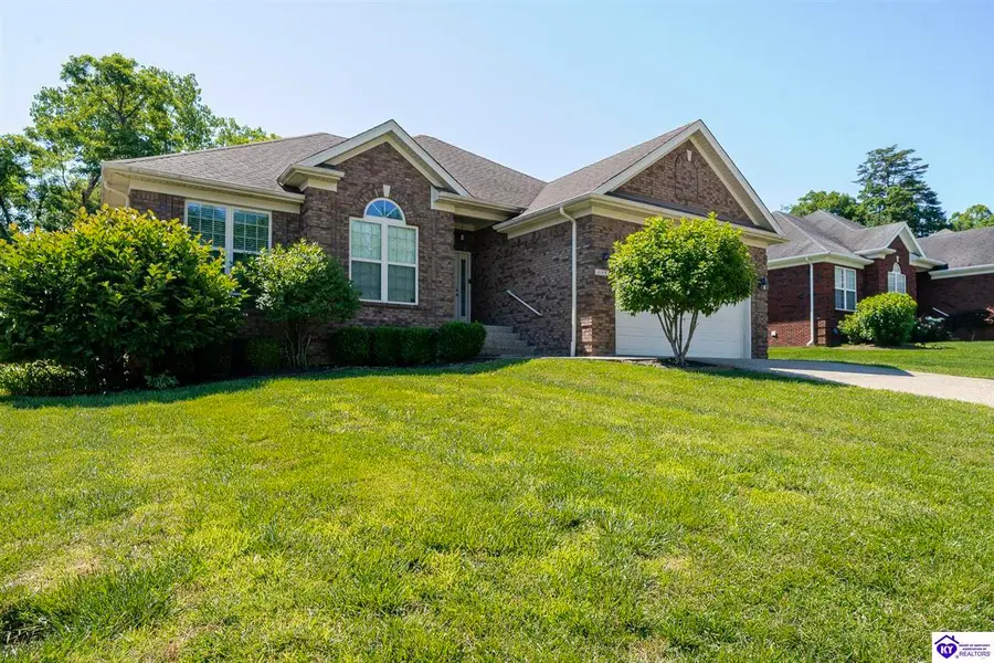 615 Chieftain Drive, Fairdale, KY 40118 - #2