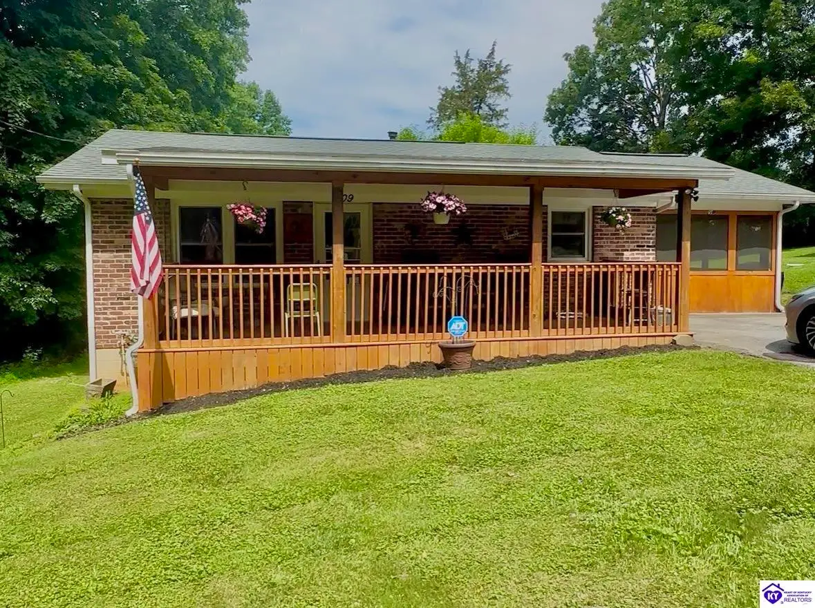 1109 Evelyn Drive, Radcliff, KY 40160 - #1