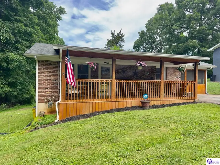 1109 Evelyn Drive, Radcliff, KY 40160 - #2