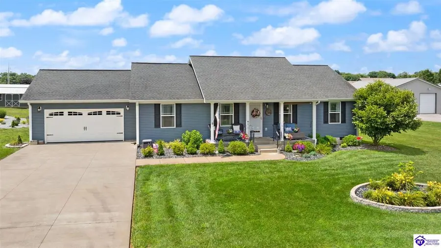 135 Hawk Landing, Campbellsville, KY 42718 - #2
