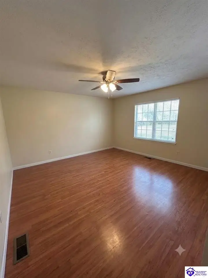316 Indiana Trail, Radcliff, KY 40160 - #2