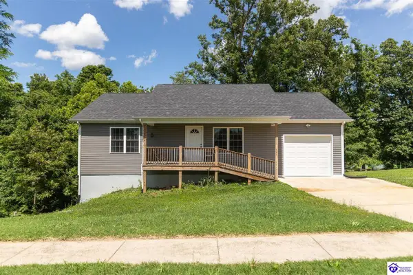 7205 S Woodland Drive, Radcliff, KY 40160