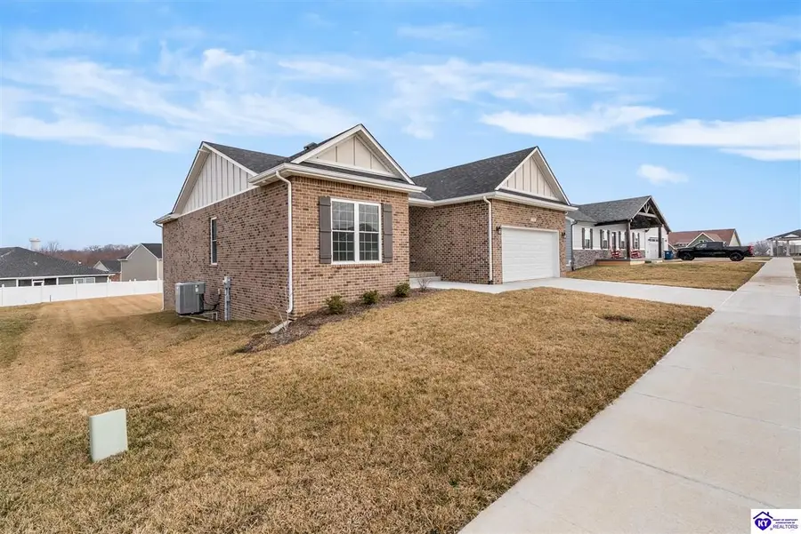 505 Ashwood Avenue, Elizabethtown, KY 42701 - #3