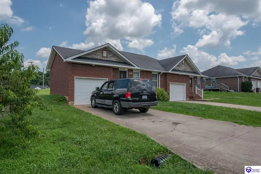 130 Wood Lane, Hodgenville, KY 42748 - #2