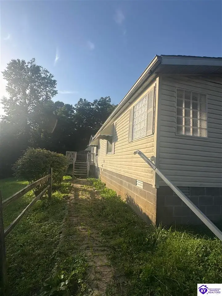 286 Moores Lane, Shepherdsville Southeast, KY 40110 - #1