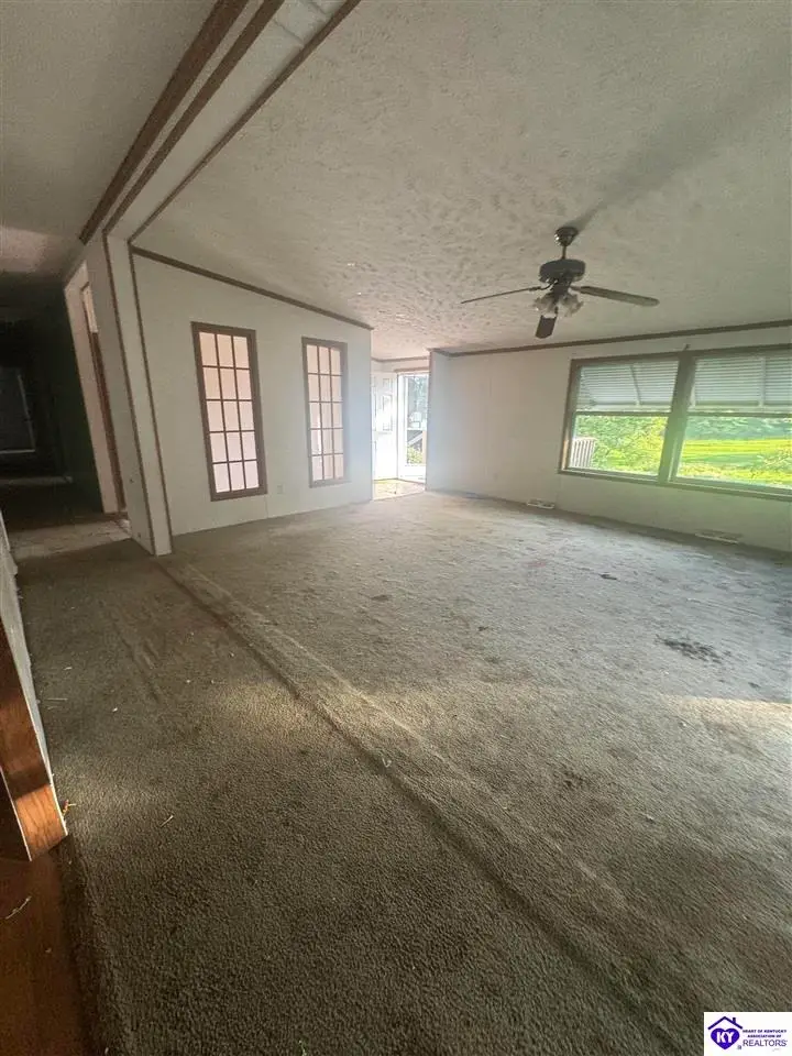286 Moores Lane, Shepherdsville Southeast, KY 40110 - #2