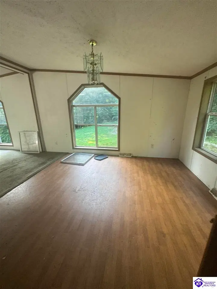 286 Moores Lane, Shepherdsville Southeast, KY 40110 - #3