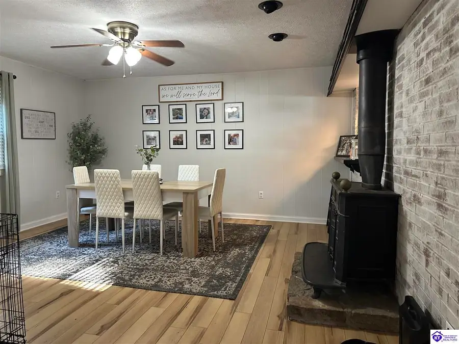 803 N Hoskins Avenue, Campbellsville, KY 42718 - #3