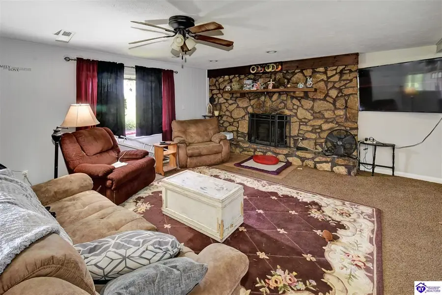 930 Fort Avenue, Vine Grove, KY 40175 - #2