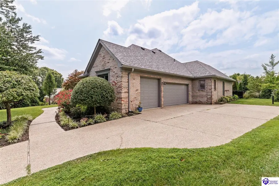 8202 Harrods View Court, Prospect, KY 40059 - #2