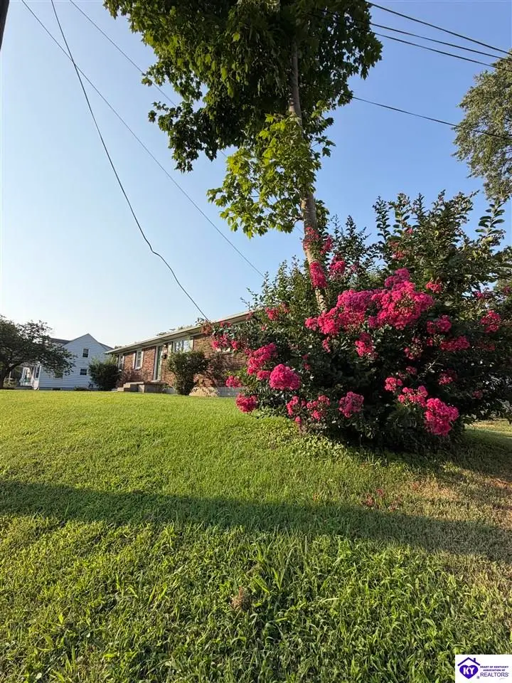 109 W Brown Street, Elizabethtown, KY 42701 - #2