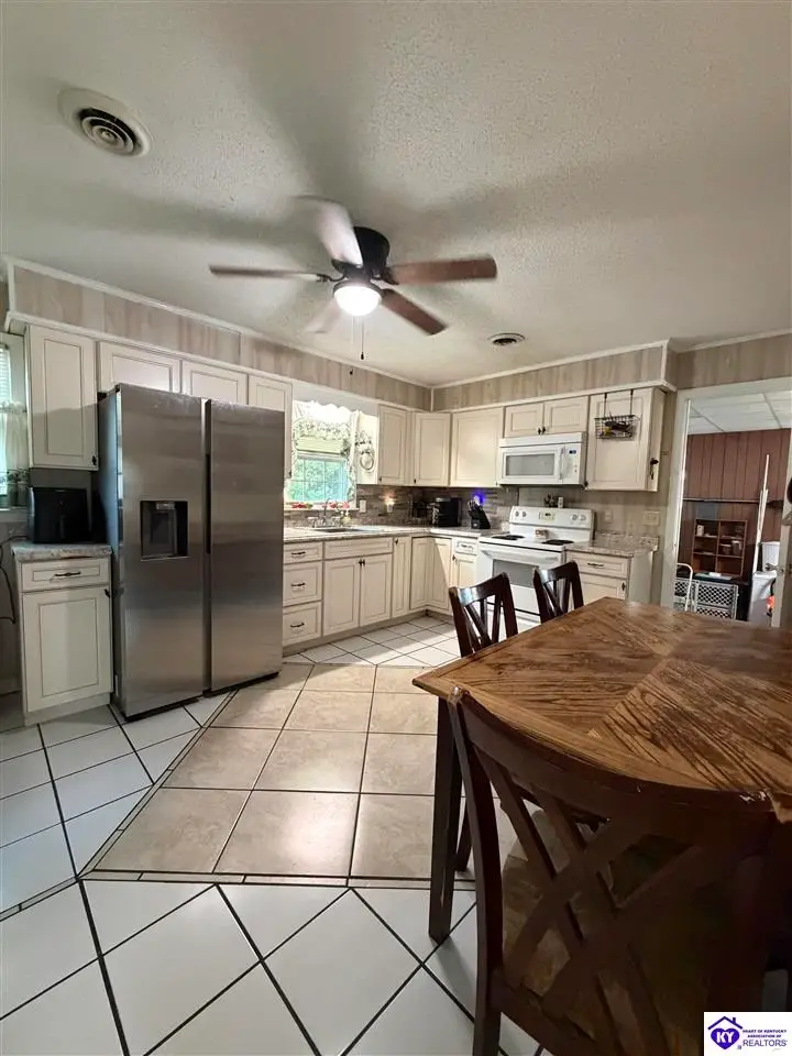109 W Brown Street, Elizabethtown, KY 42701 - #3