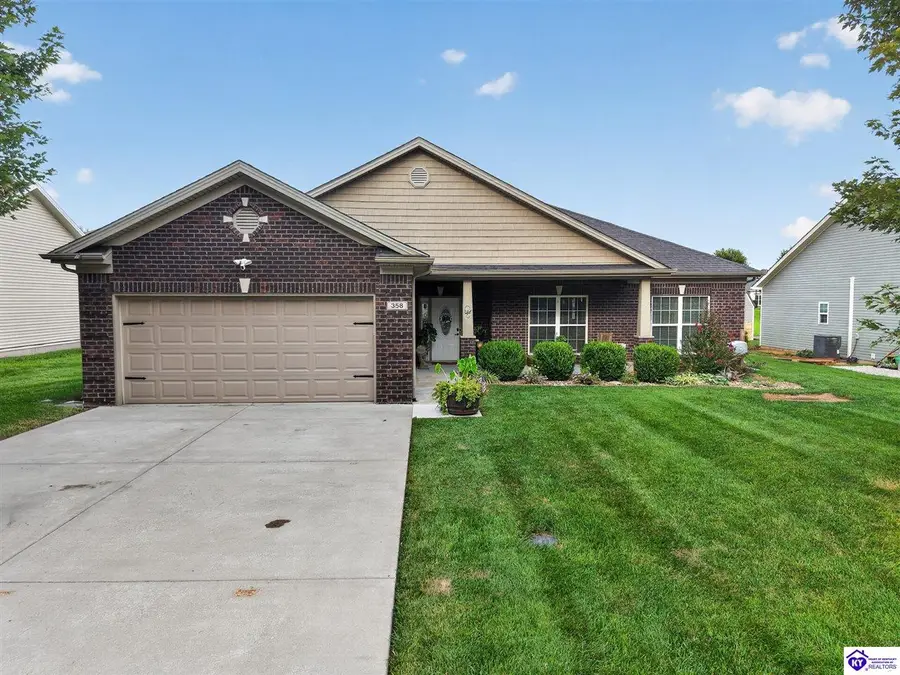 358 Vineland Place Drive, Vine Grove, KY 40175 - #2