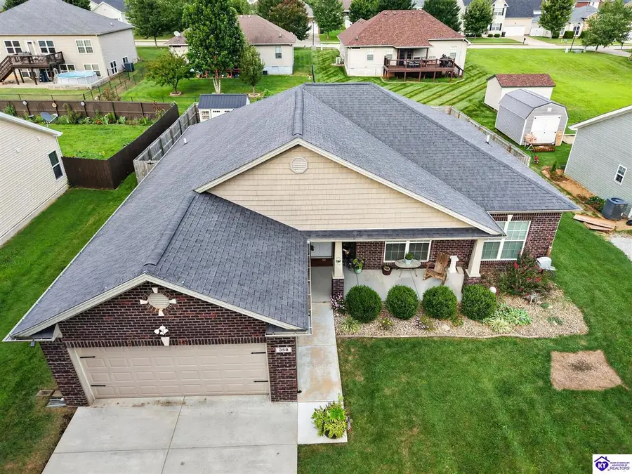 358 Vineland Place Drive, Vine Grove, KY 40175 - #3
