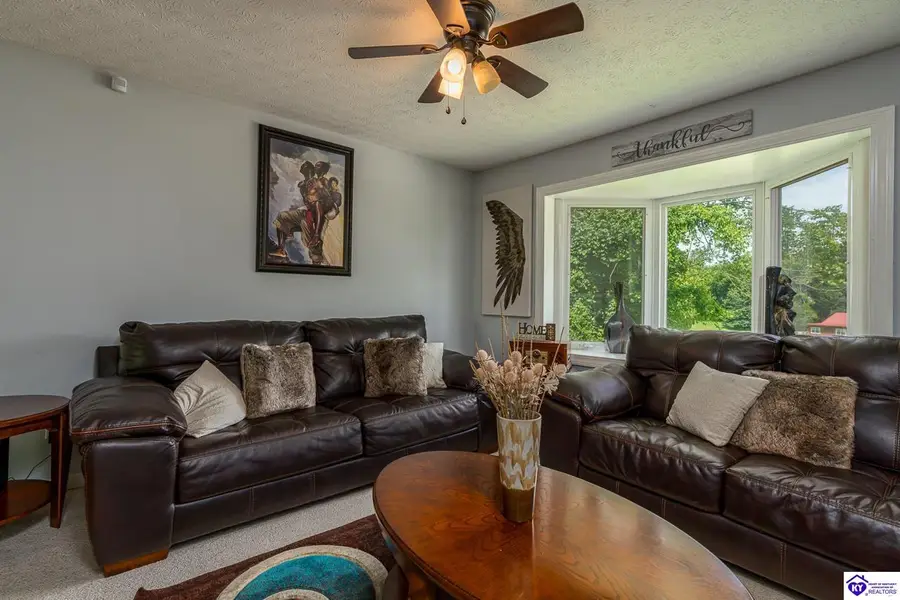 278 Redmar Lane, Radcliff, KY 40160 - #3