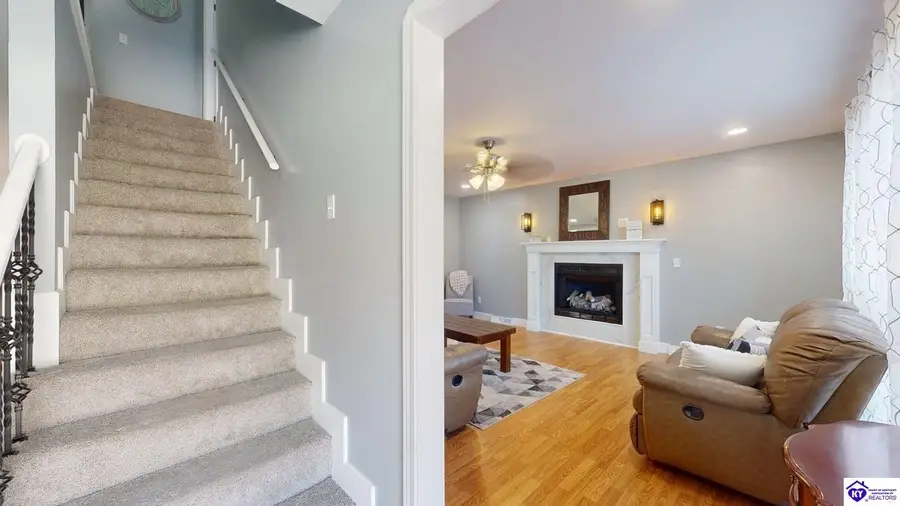 409 College View Drive, Elizabethtown, KY 42701 - #3