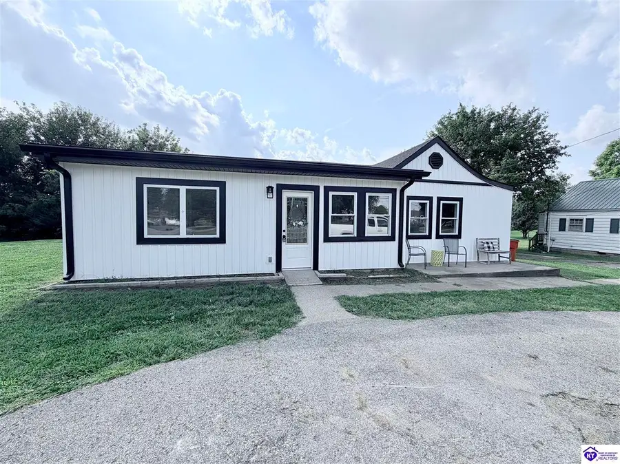 4439 S Wilson Rd, Elizabethtown, KY 42701 - #2