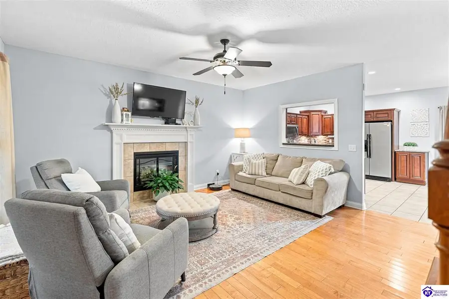 2535 Kensington Way, Elizabethtown, KY 42701 - #3