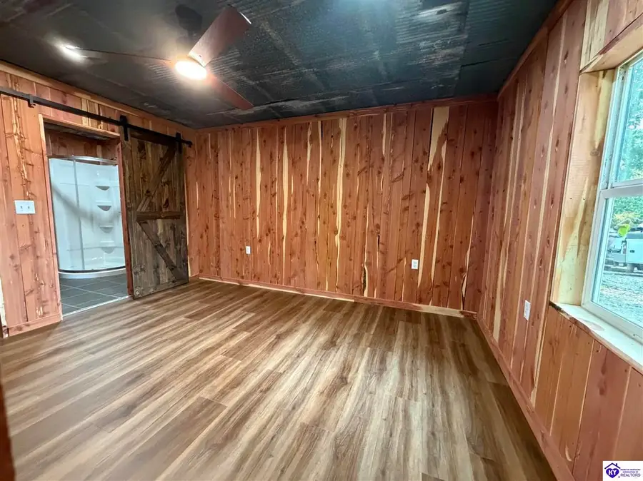 360 Givens Lane, Eastview, KY 42732 - #3