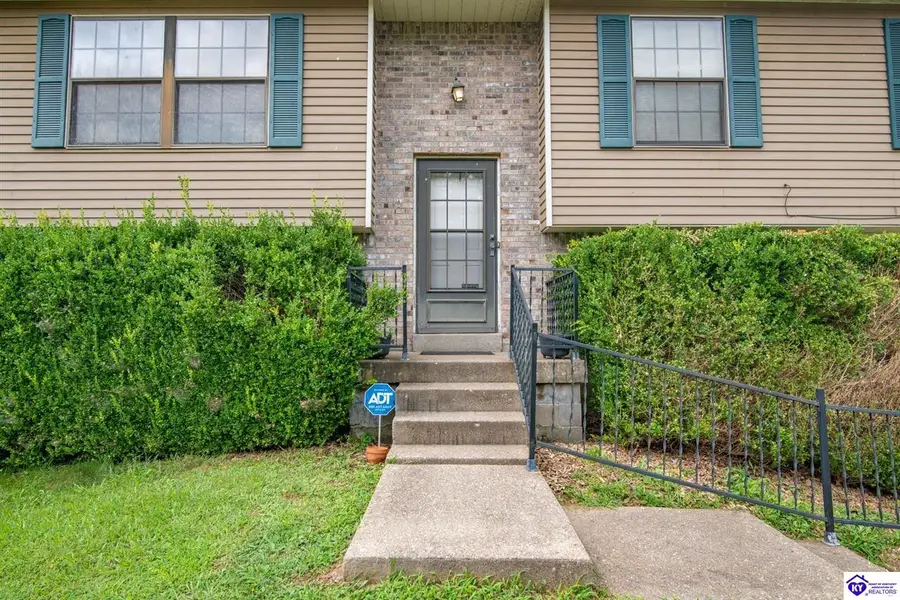 899 Timberwood Drive, Radcliff, KY 40160 - #3