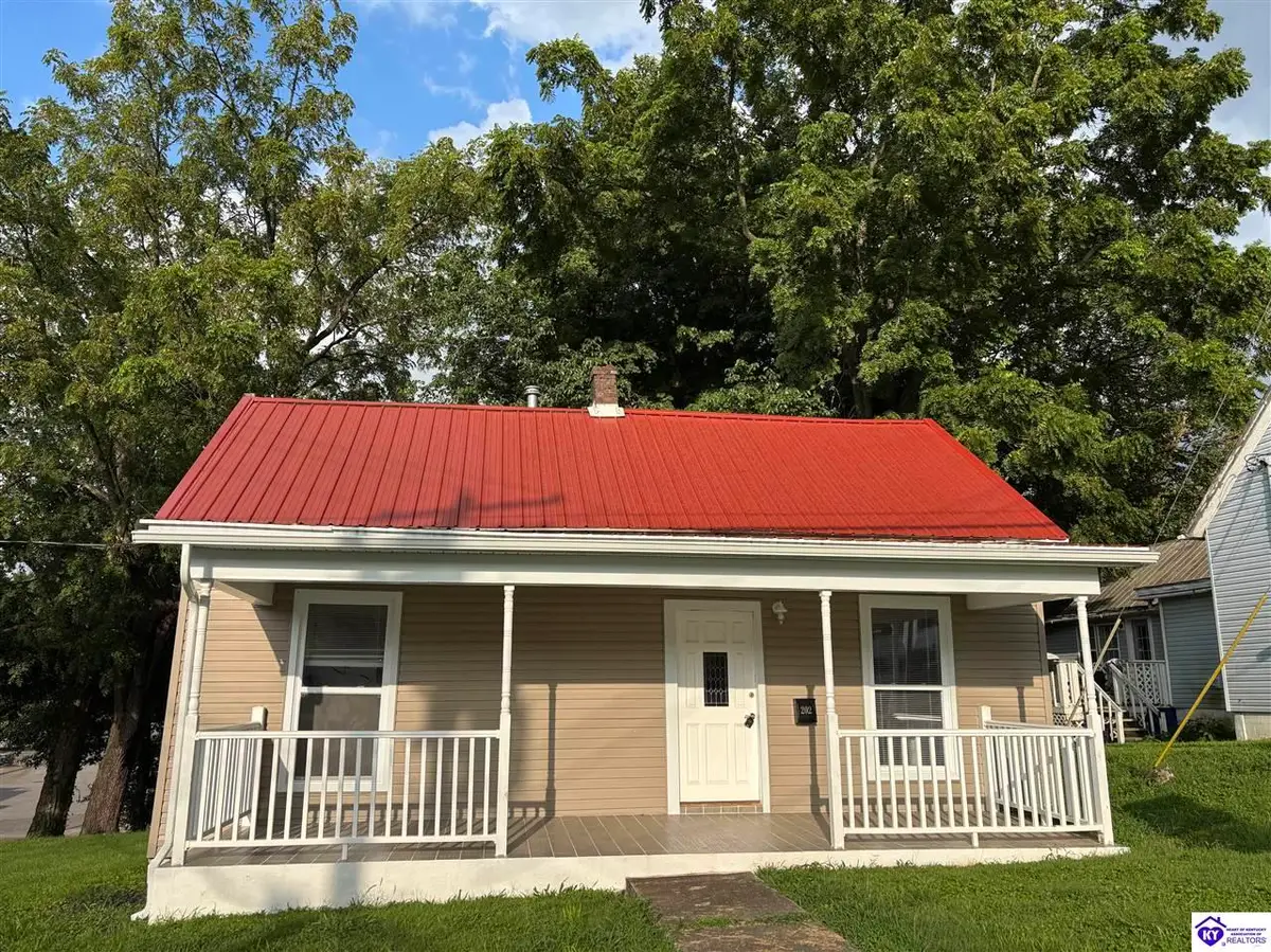 202 Church Street, Vine Grove, KY 40175 - #1