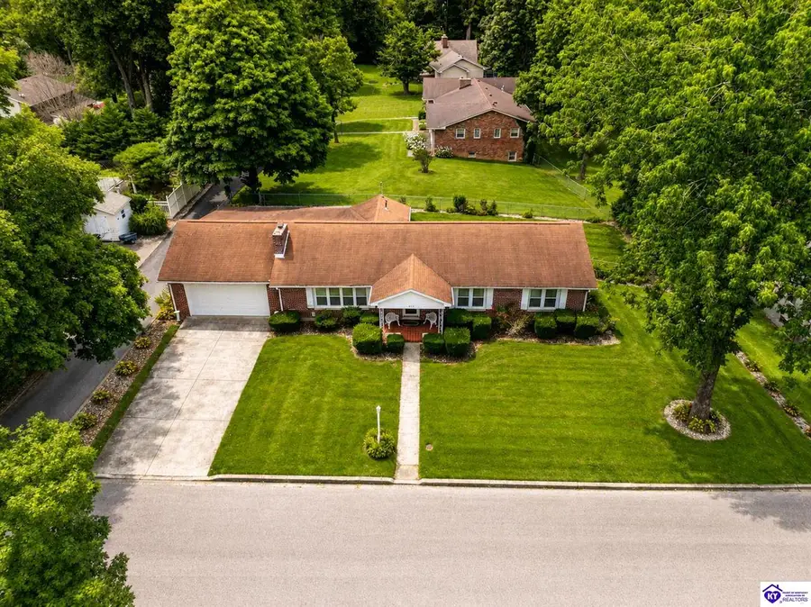 633 Cherrywood Drive, Elizabethtown, KY 42701 - #2