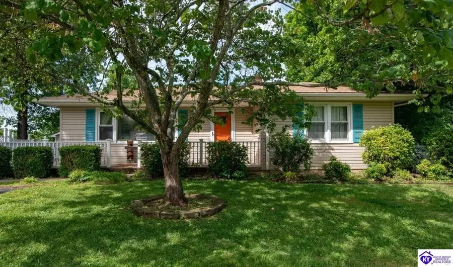 427 S Deepwood Drive, Radcliff, KY 40160 - #3