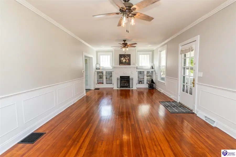 313 High Street, Elizabethtown, KY 42701 - #3