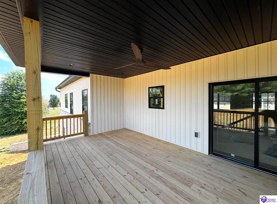 2492 Roundtop Road, Elizabethtown, KY 42701 - #2