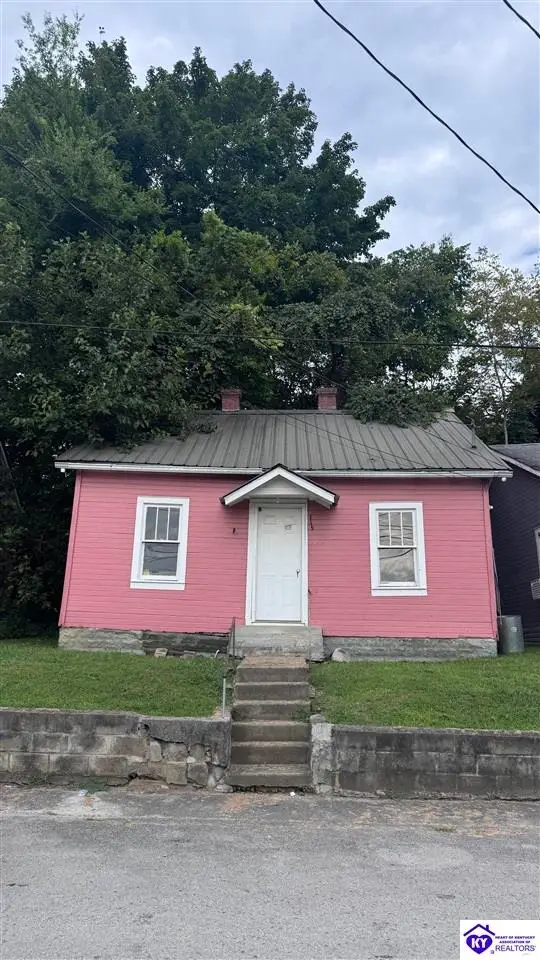 115 S First Street, Greensburg, KY 42743