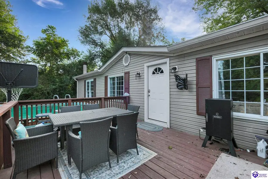 435 Thompson Lane, Vine Grove, KY 40175 - #3