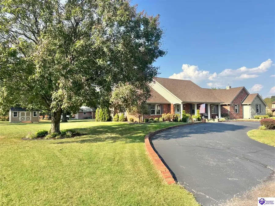 503 Forest Hills Drive, Campbellsville, KY 42718 - #2