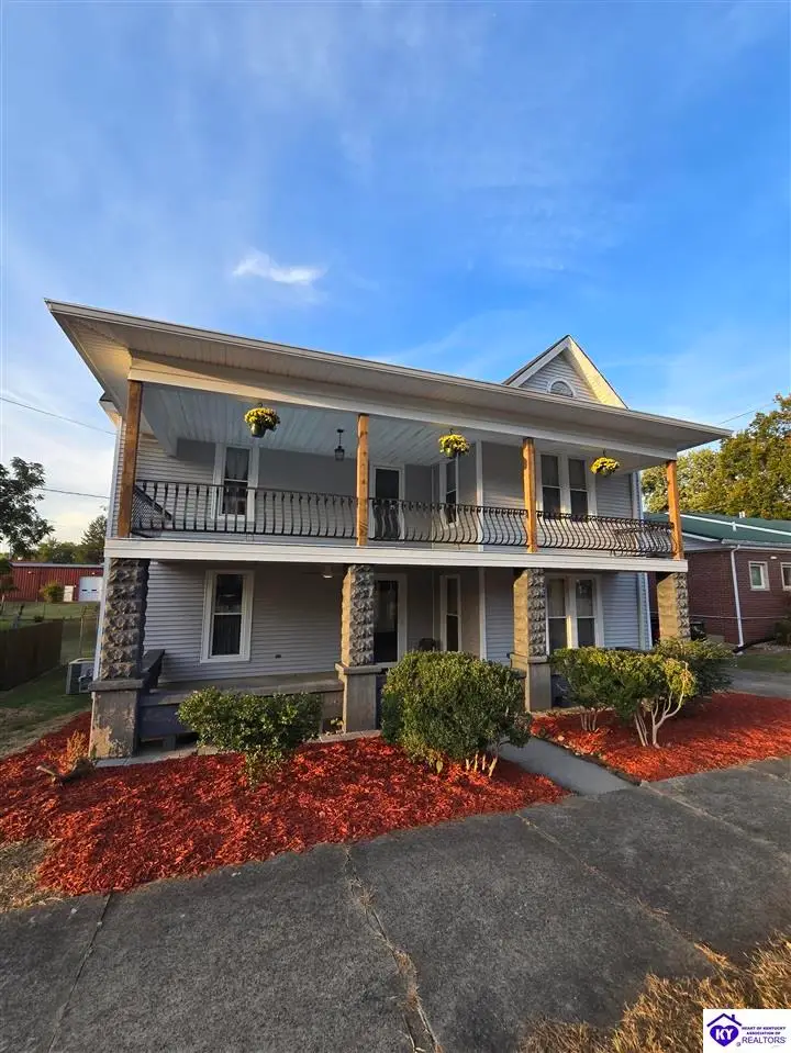 211 E Main Street, Hodgenville, KY 42748 - #1