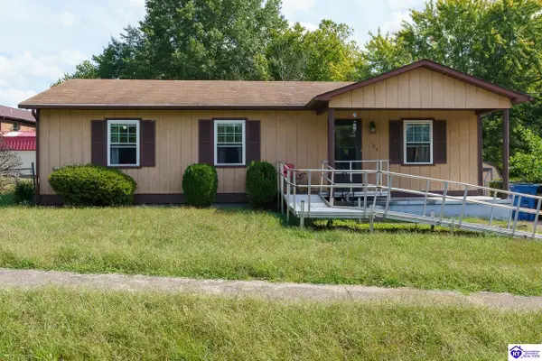 104 Wintergreen Drive, Radcliff, KY 40160