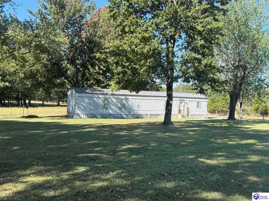 1733 Powell Road, Columbia, KY 42728 - #3